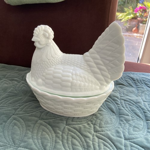 Poland zabkowice milk glass - poland,