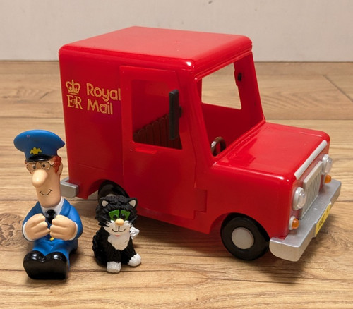 Vintage 2003 postman - vintage, pat