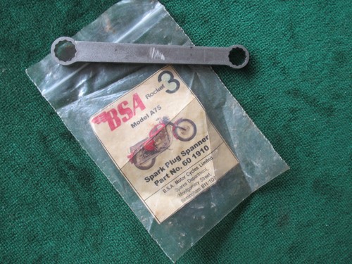 Vintage bsa a75 rocket - a75, 3