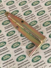 398963 Land Rover 101 Forward