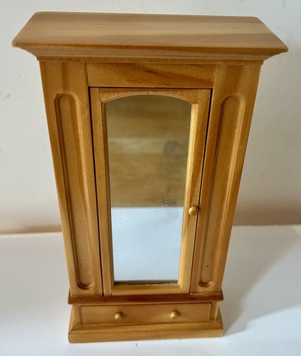 Vintage dolls house - house, pine