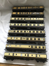 VARIOUS OO GAUGE JOB LOT OF 8x