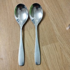 2 David Mellor Thrift dessert