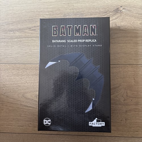 Batman batarang scaled prop - batarang,