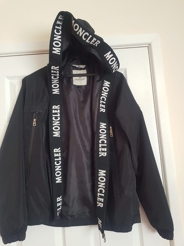 Moncler hooded jacket - moncler,