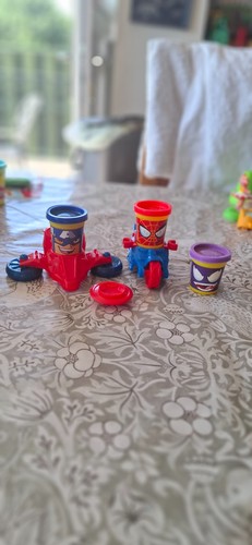 Marvel play doh set - play,