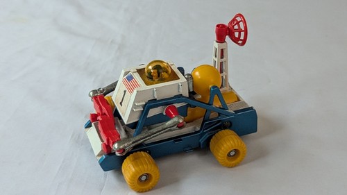 Corgi toys 811 - bond, 007