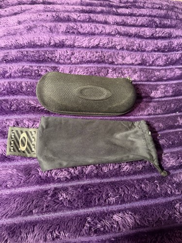 New oakley large soft - oakley, vault
