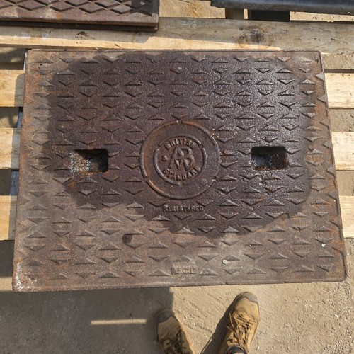 Cast iron manhole cover - cast,