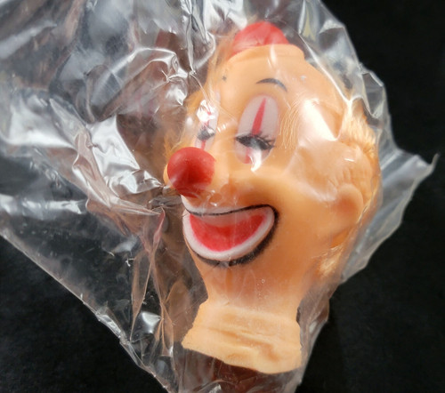 Fibre craft vinyl clown - fibre-craft, head