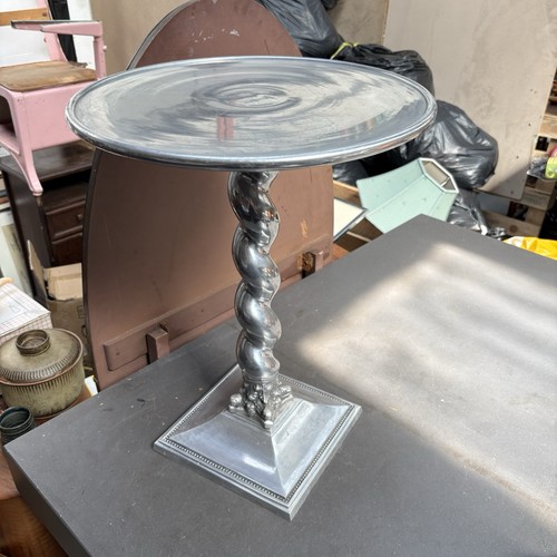 Vintage metal pedestal side - vintage,