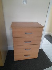 Chester Drawers with 4 drawers 