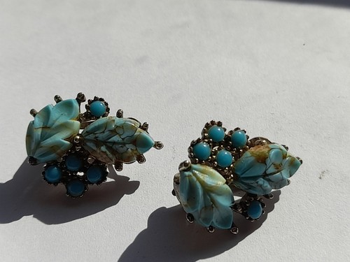 Sphinx costume earings - costume,