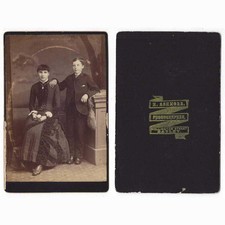 CABINET CARD Photograph Young