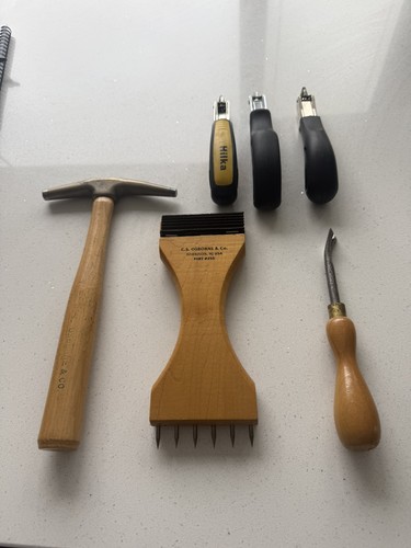 Bundle upholstery tools - of,