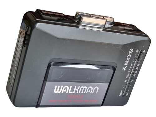 Vintage sony walkman f2015 - sony, wm-f2015