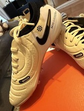 Nike Mens Tiempo Legend 10
