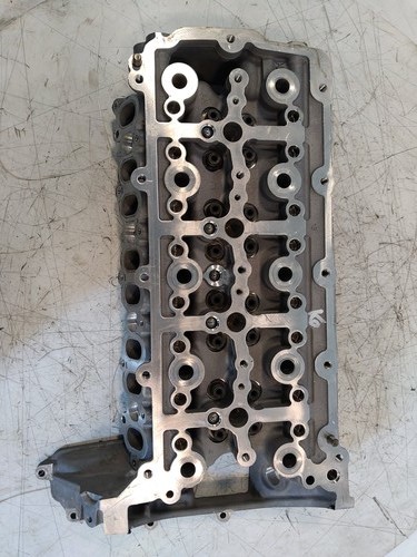 Defective cylinder head for - defective,