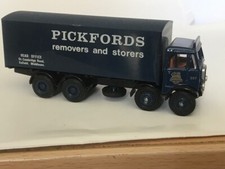 Vintage AEC Matador Pickford Removal Lorry by EFE