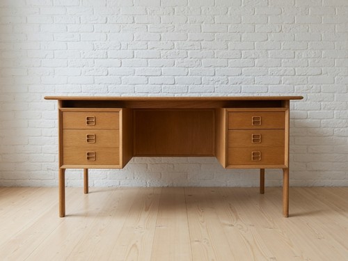 Oak executive desk - oak, arne