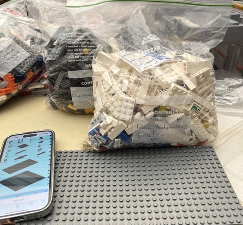 Lego city police headquarters - police,