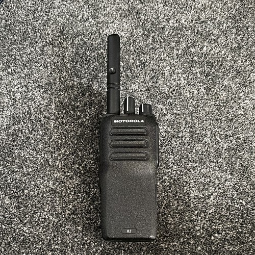 Motorola uhf handheld - motorola, r2