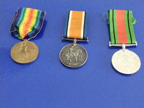 Ww1 pair ww2 defence - +, medal