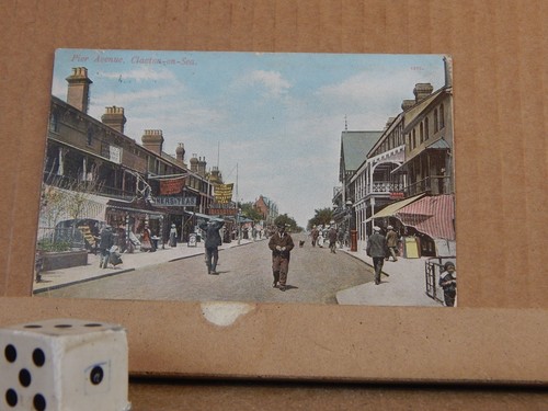 Postcard pier avenue - postcard, clacton