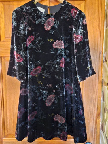 Hobbs size black floral - 8,