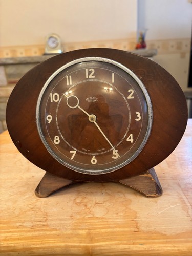 Recrro mental vintage - vintage, metamec