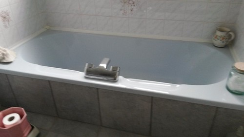 Retro items bathroom suite - 4,