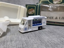 Papillon toys milk float - toys,