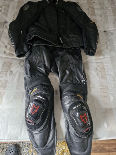 Wolf kangaroo leathers - wolf,