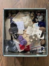 Huge Lot of Vintage Buttons Small Medium Large Tin Weights 2.3kg 