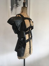 Comme Des Garçons Strap Body