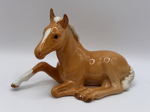 Vintage beswick palomino lying - beswick,