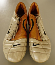 Nike Gold Air Zoom Total 90