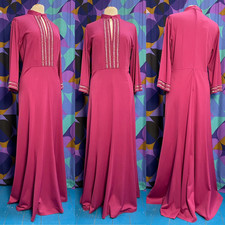 Vintage 70s Keyhole Neck