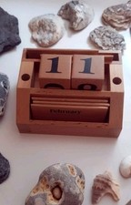 NEW Wooden desktop perpetual block calendar. 2026 Newyear Gift. Pen Holder. 