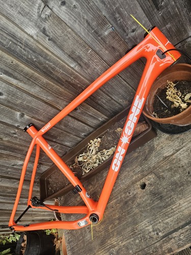 One whippet carbon - on,