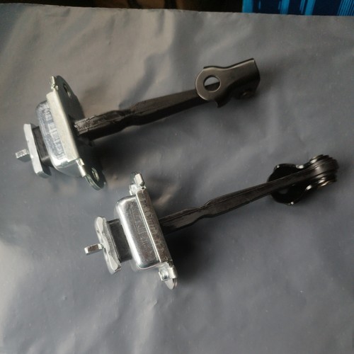 Front door hinge stop - hinge,