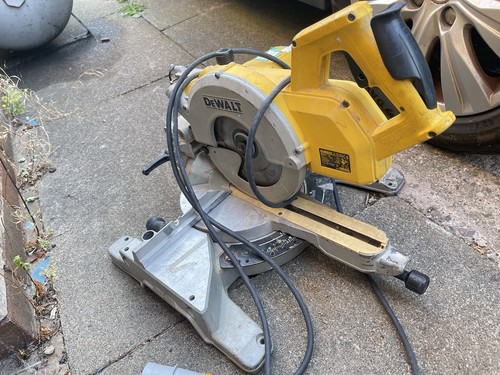 Dewalt dw777 110v mitre - dewalt, saw