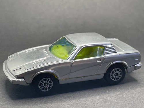 Corgi juniors triumph - triumph, tr7