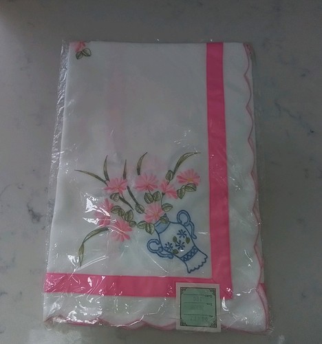 Floral tablecloth embroidered - floral,