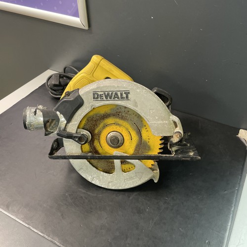 Dewalt dwe560 circular - ~,