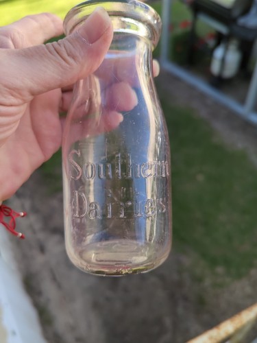 Vintage southern dairies milk - southern,