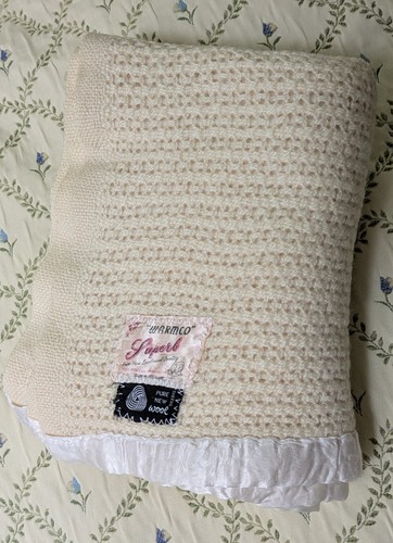 Vintage 1960s cream - vintage, cellular