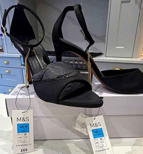 Black ankle strap pointed - m&s,