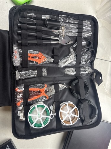 Essential bonsai gardening - bonsai,