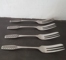 4 x Viners Modernist SHAPE pattern Fruit Spoons (14cm) in super condition 1970s